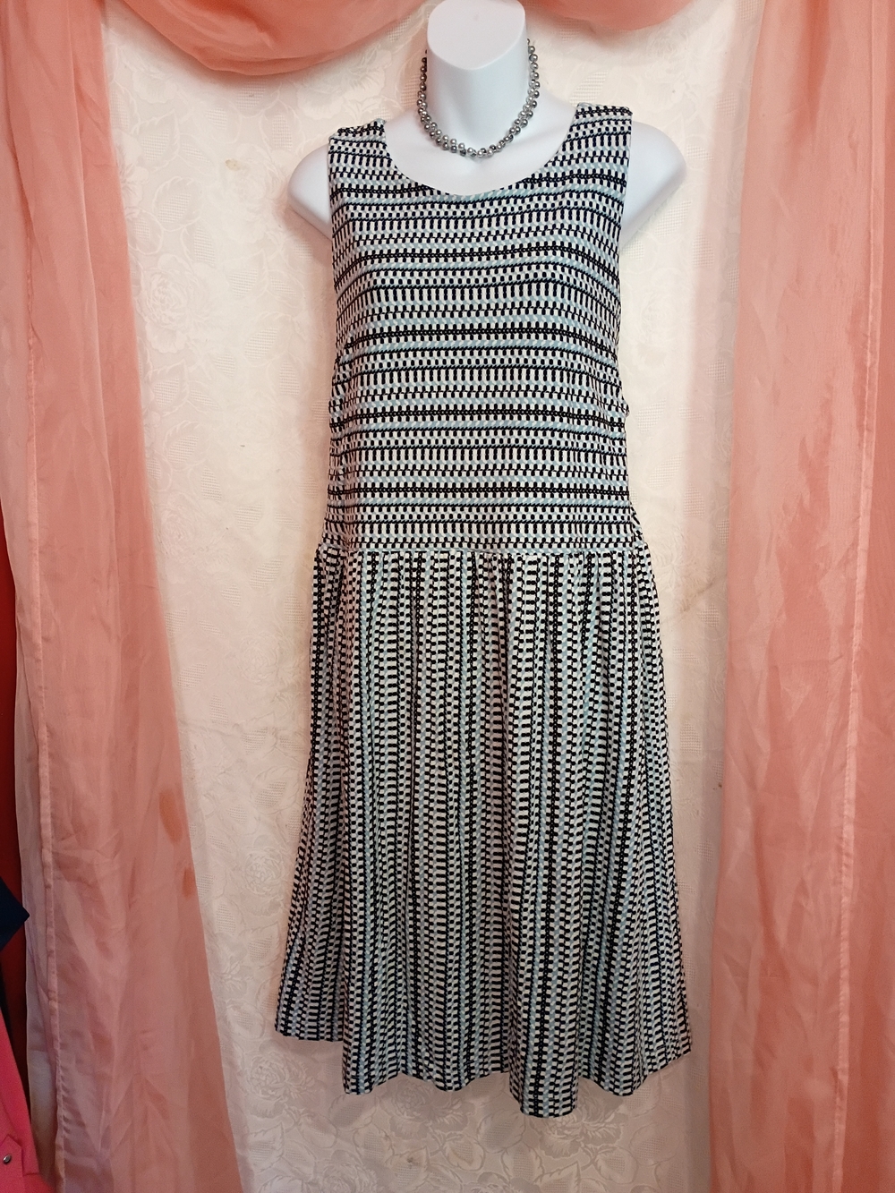 🛍️ BUNDLE ONLY🛍️LOFT Navy And Light Blue Geometric Midi Dress